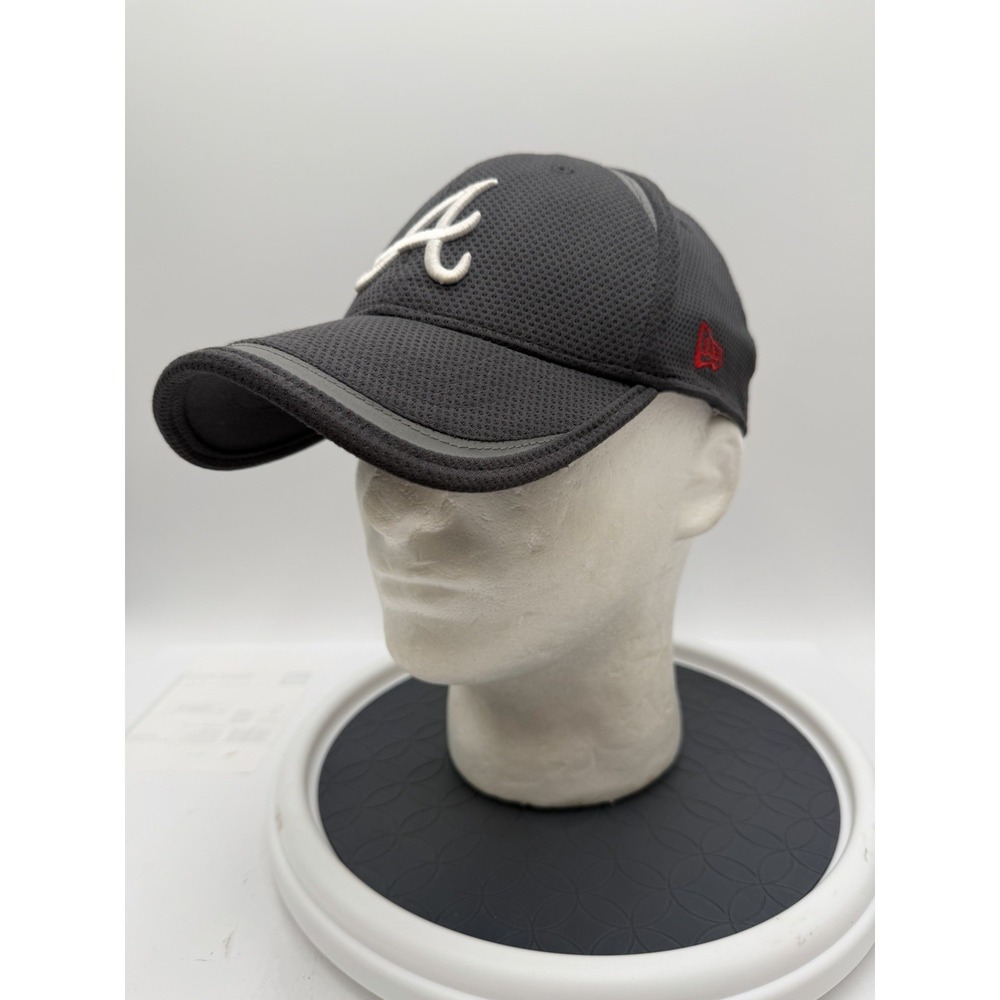 Atlanta Braves New Era 39THIRTY Hat M/L Black Gray MLB Stretch Fit Cap